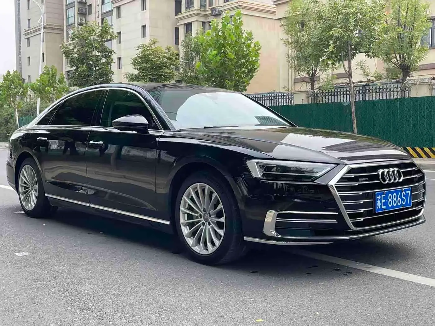 Audi A8 2020 — Фото 3/9