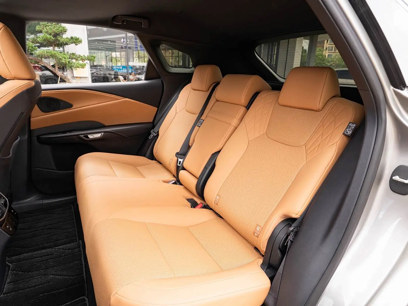 Lexus RX 2026 — Photo 12/20