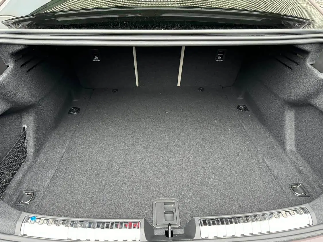 Audi A5L 2025 — Photo 18/19