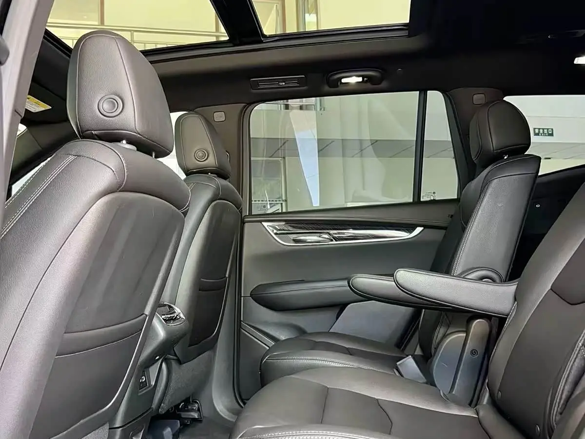 Cadillac XT6 2021 — Photo 10/14