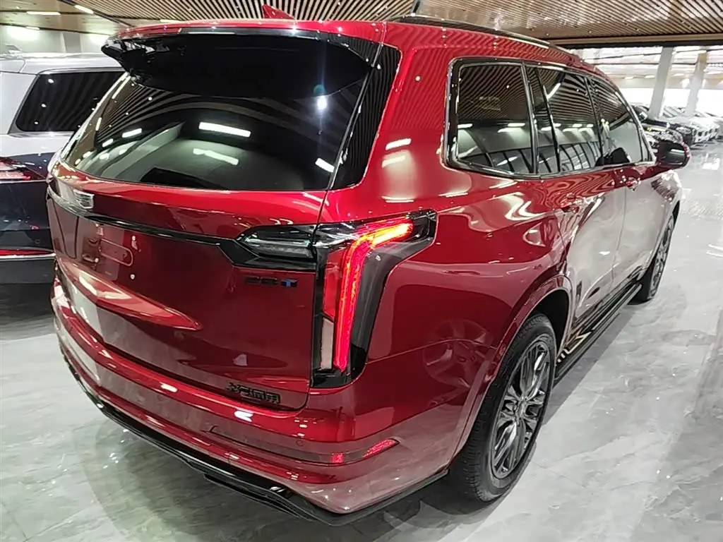 Cadillac XT6 2024 — Фото 7/20