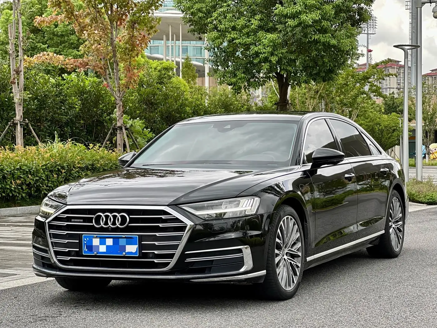Audi A8 2020 — Şəkil 1/16