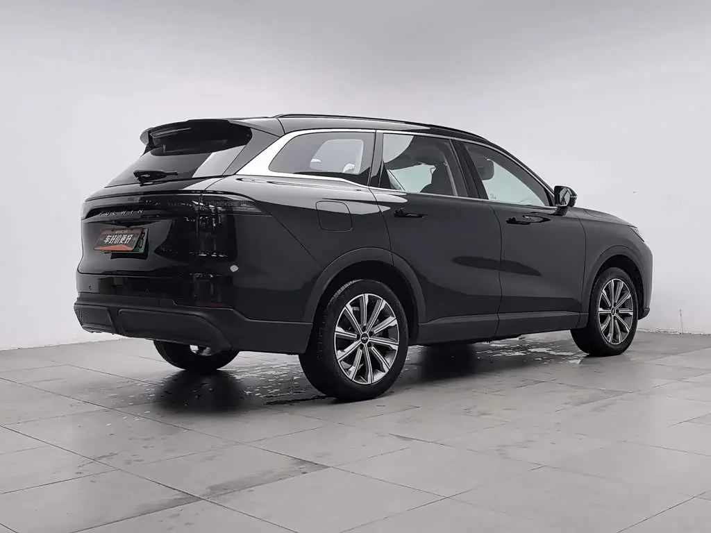 Chery Fengyun Fengyun T9 2025 — Photo 2/20
