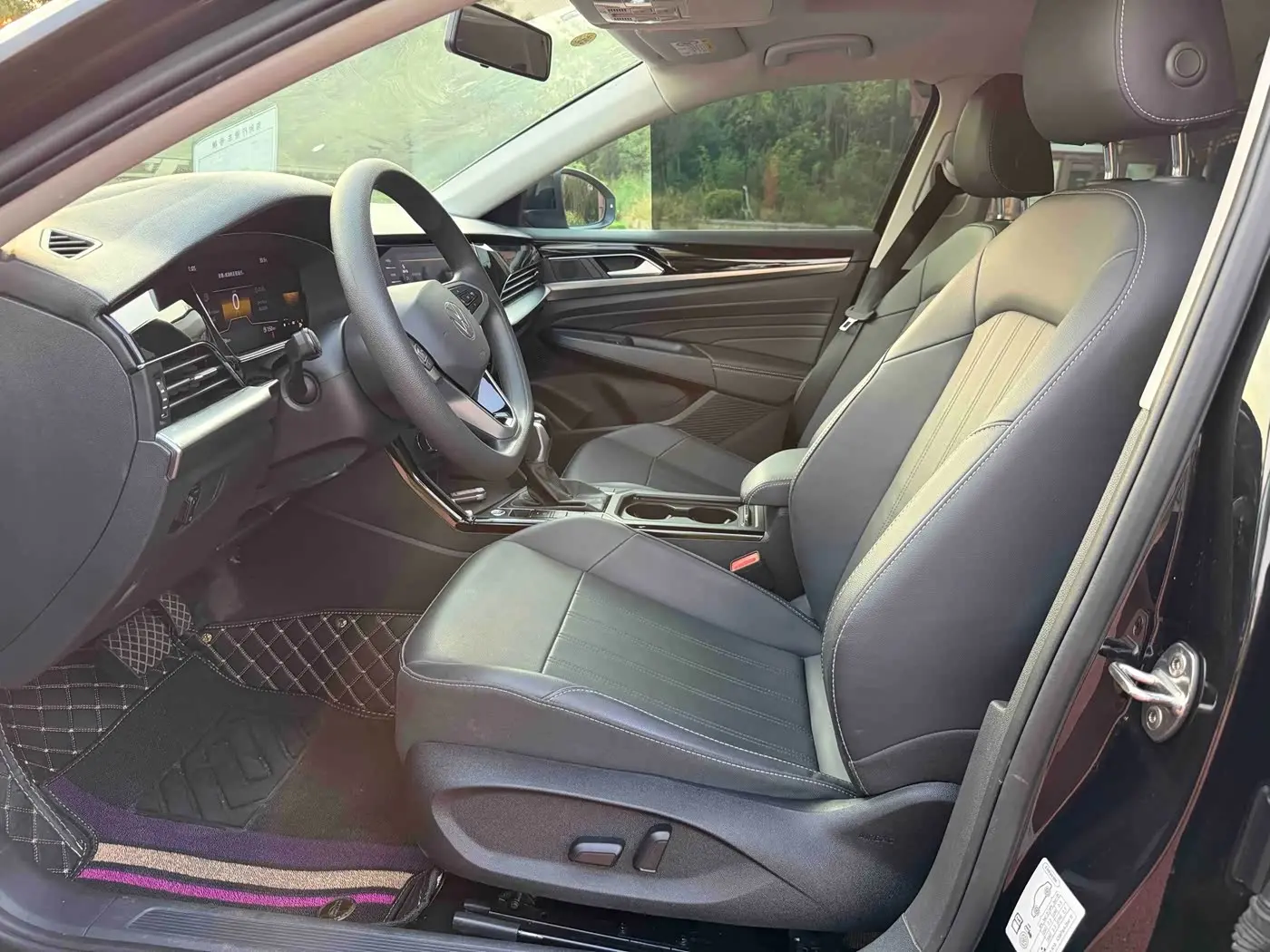 Volkswagen Passat 2025 — Photo 4/9