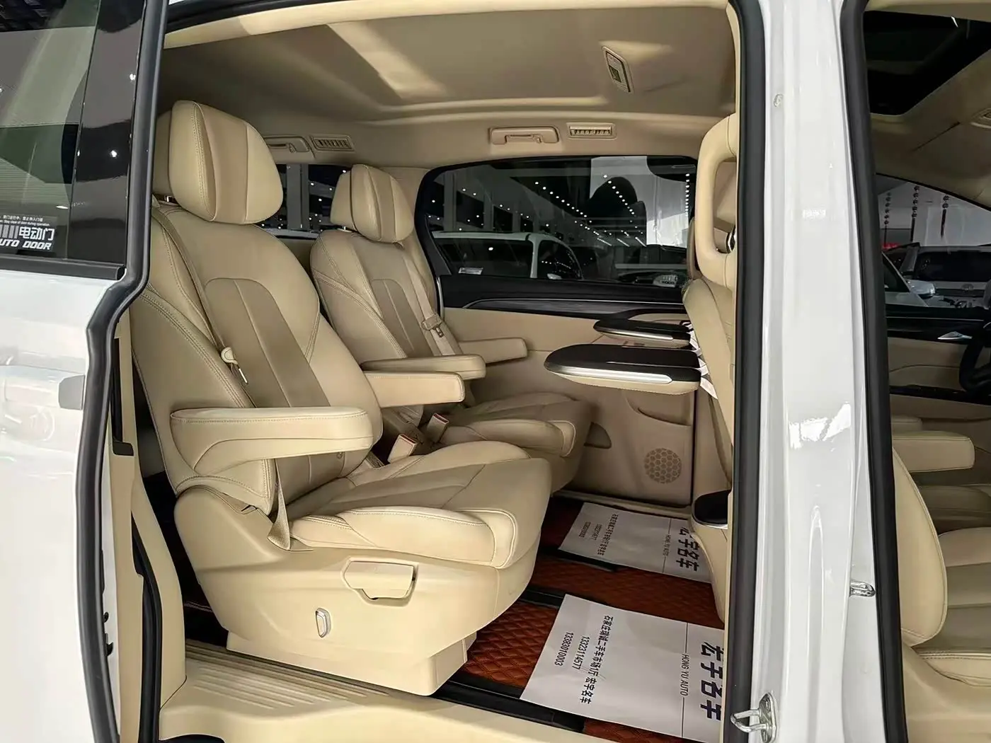 Buick GL8 2024 — Photo 20/20