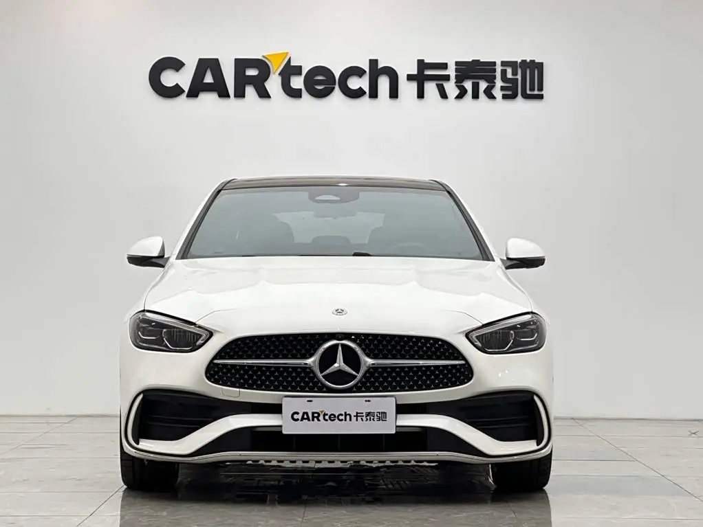 Mercedes-Benz C-Class 2025 — Фото 7/16