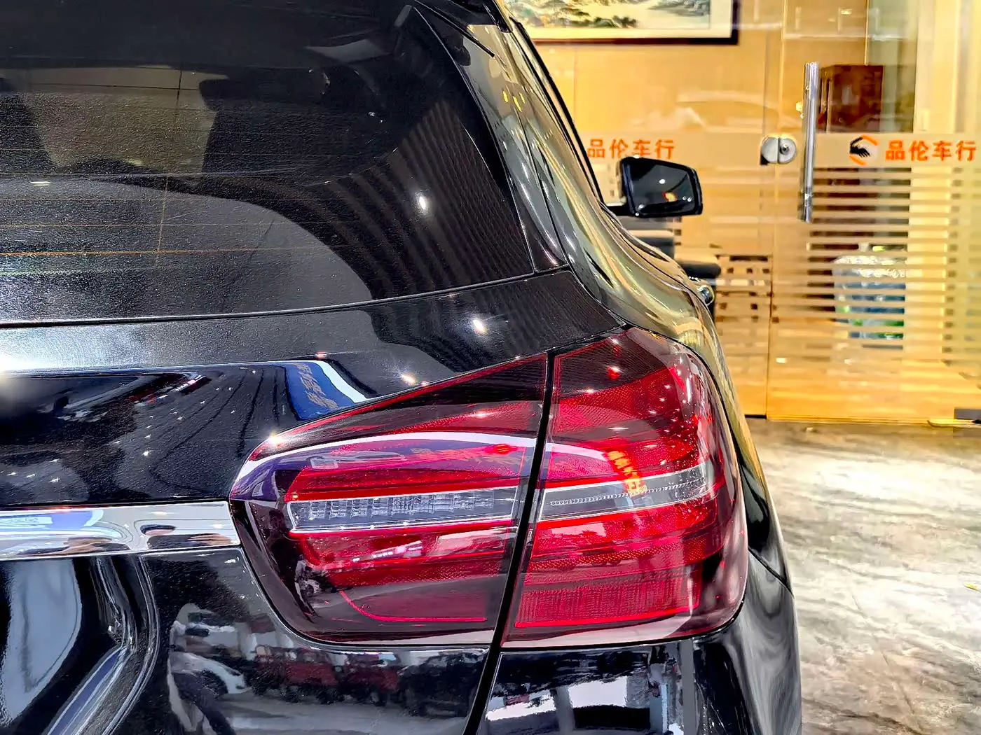 Mercedes-Benz GLA AMG 2018 — Photo 16/19