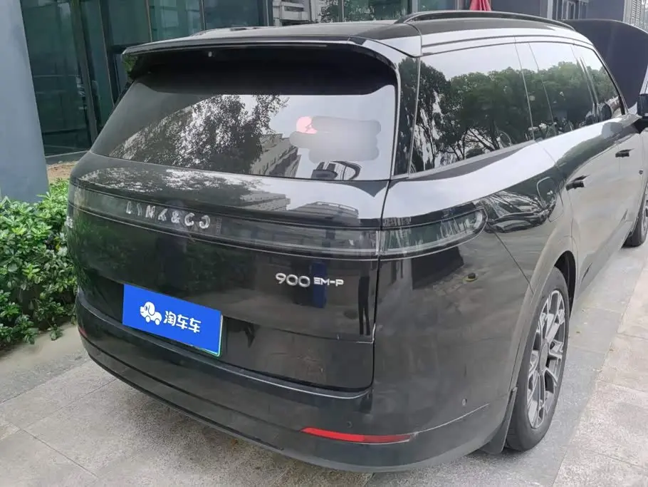 Lynk & Co 900 2025 — Photo 3/16
