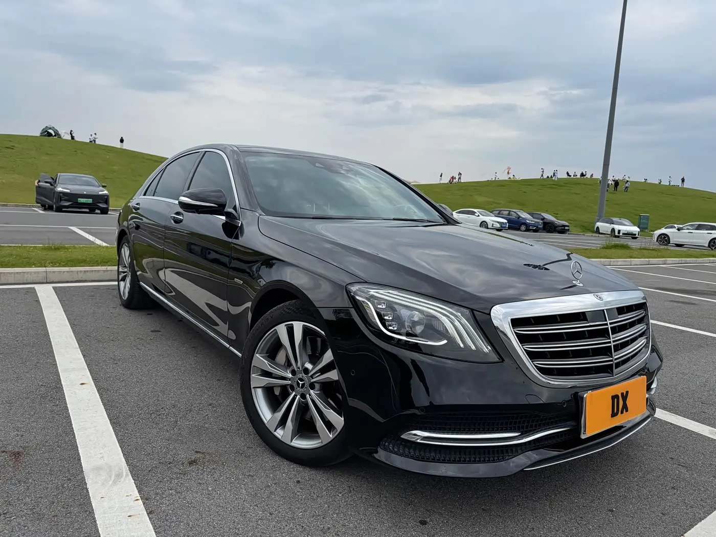 Mercedes-Benz S-Class 2020 — Photo 9/16