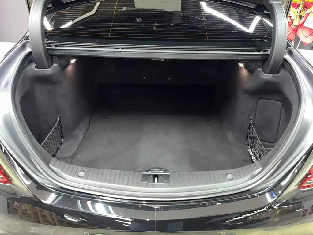 Mercedes-Benz S-Class 2017 — Photo 12/14