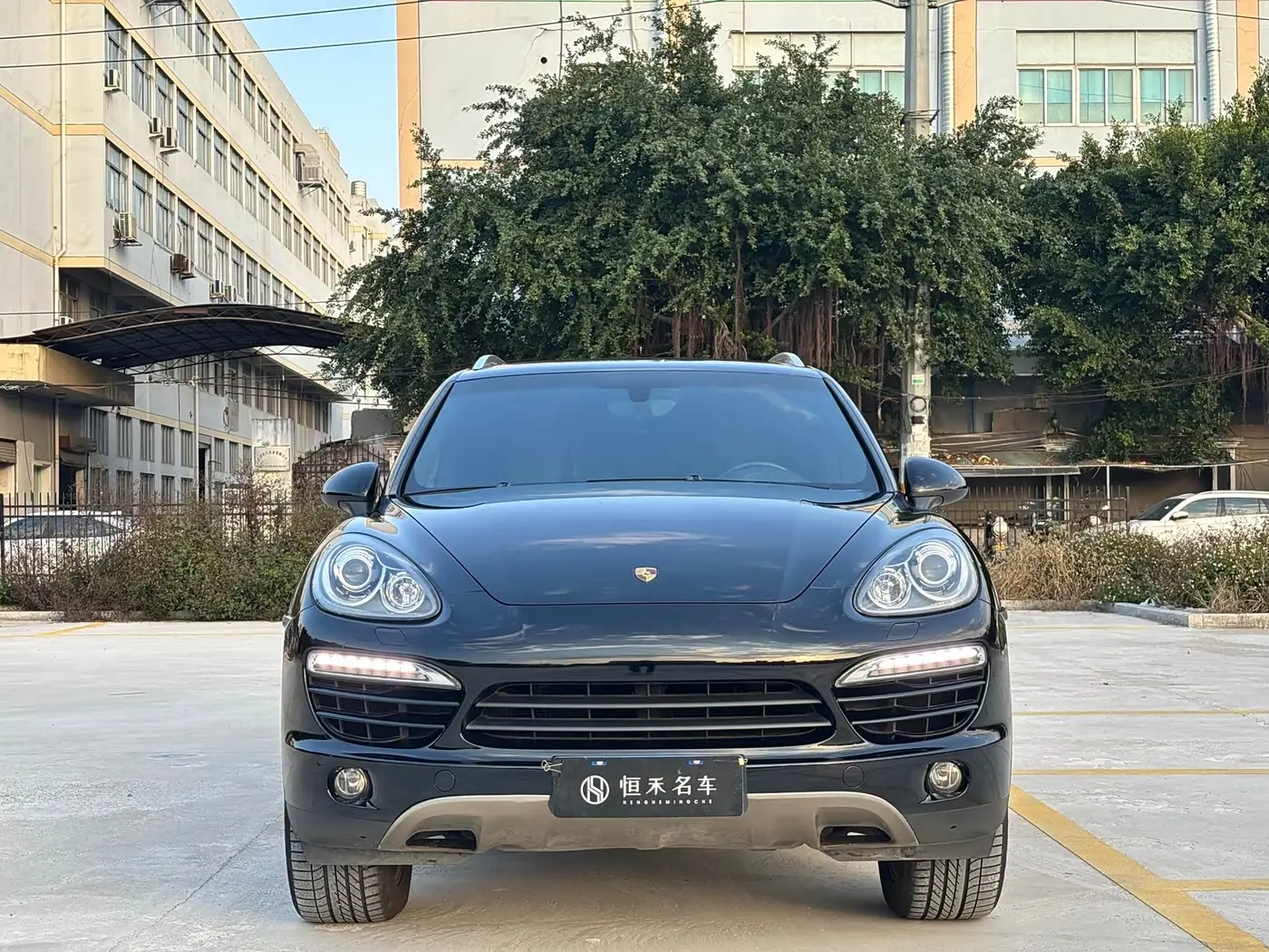 Porsche Cayenne 2013 — Photo 2/18