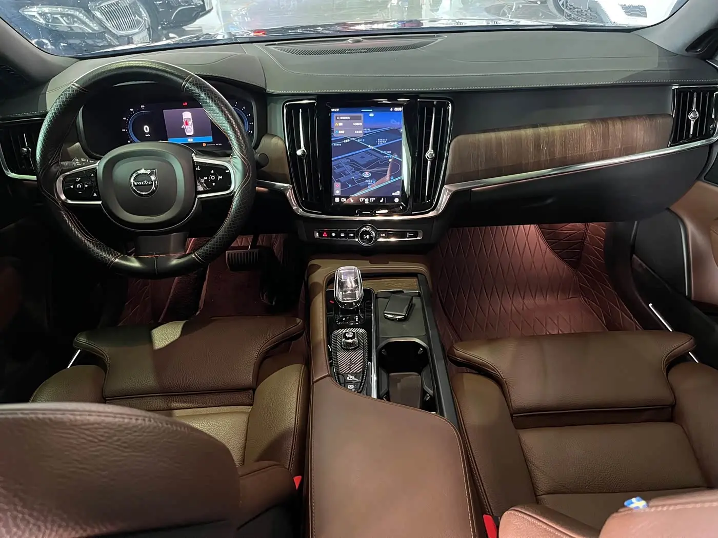 Volvo S90 2023 — Фото 11/13