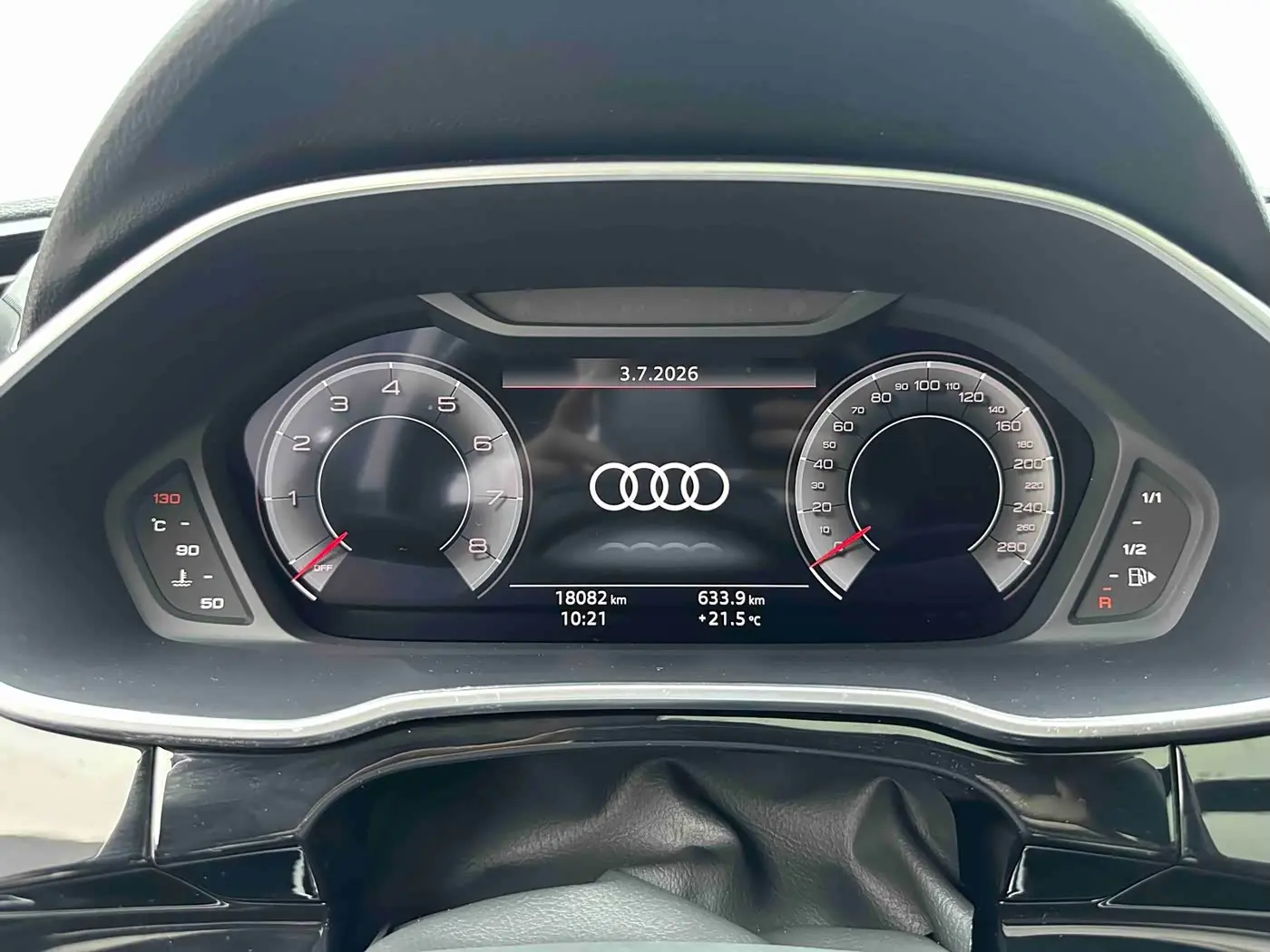 Audi Q3 2022 — Photo 18/19