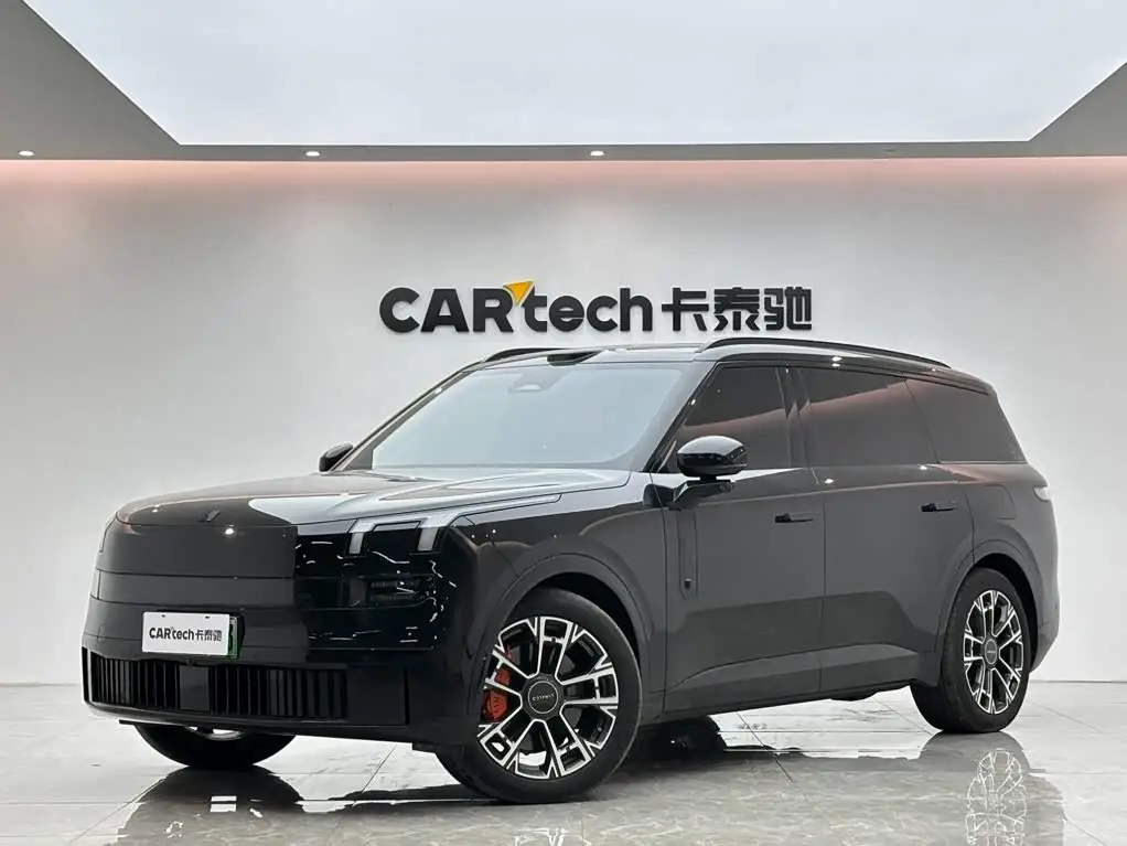 Lynk & Co 900, 2025