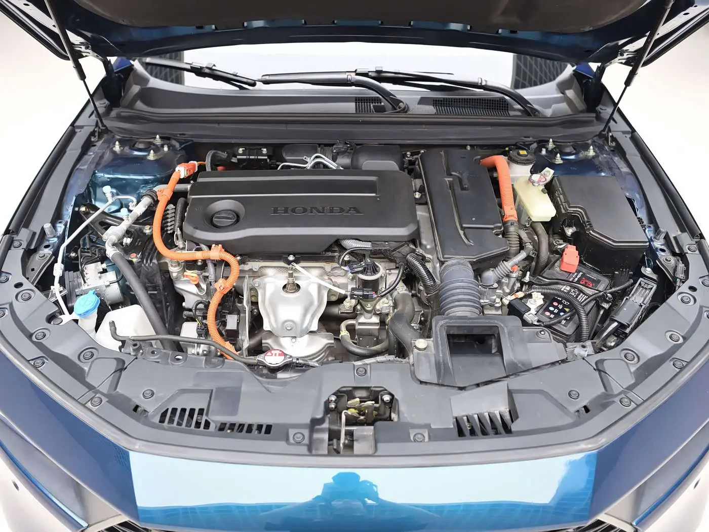 Honda Accord New Energy 2023 — Photo 9/20
