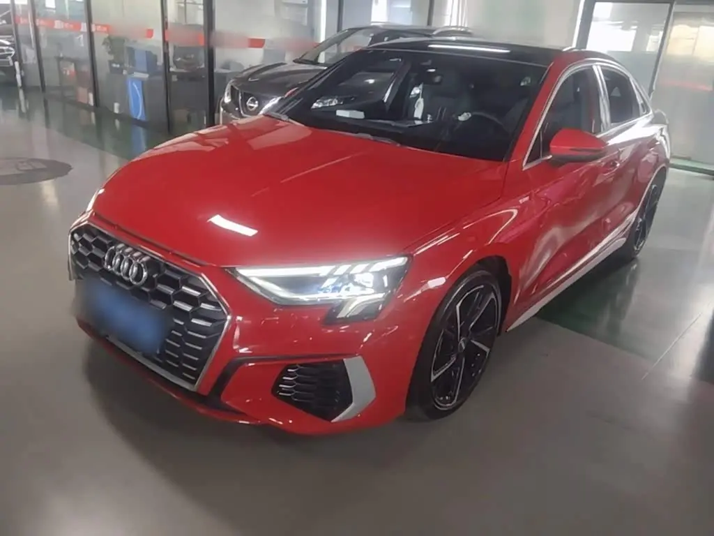 Audi A3 2022 — Photo 2/20
