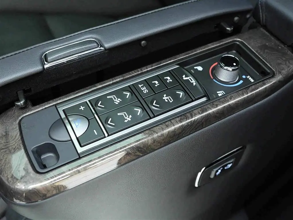 Toyota Alphard 2019 — Фото 19/20