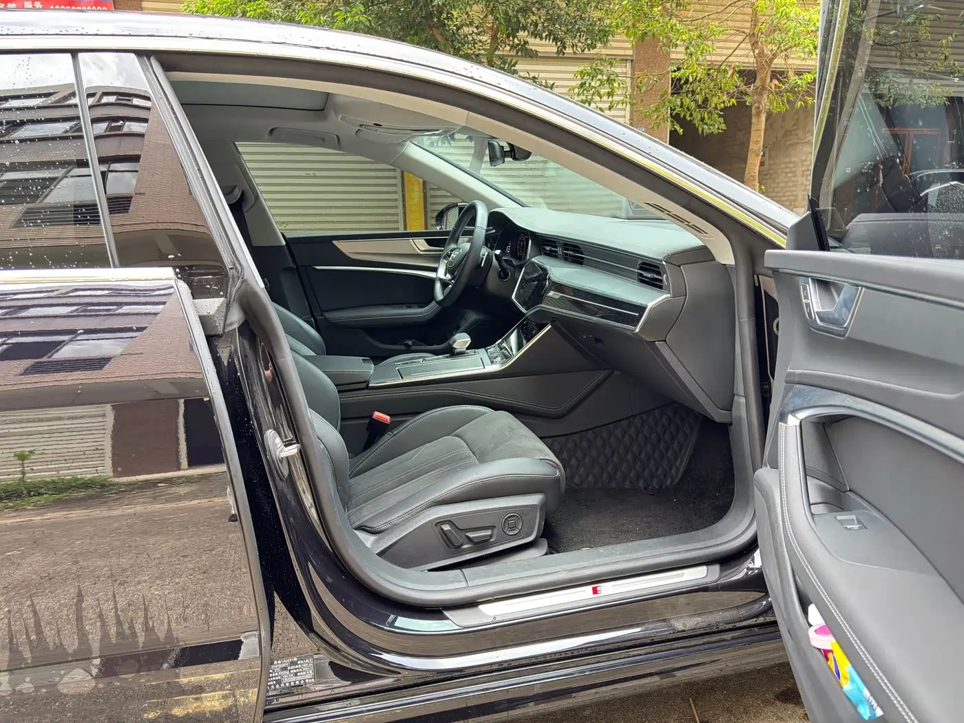 Audi A7L 2025 — Photo 16/20