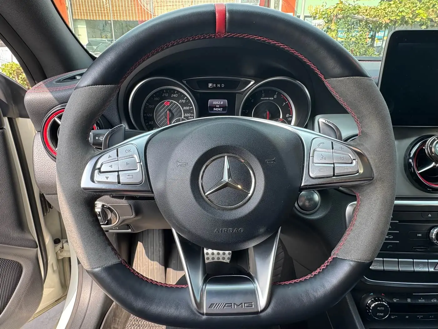 Mercedes-Benz CLA AMG 2017 — ფოტო 7/16