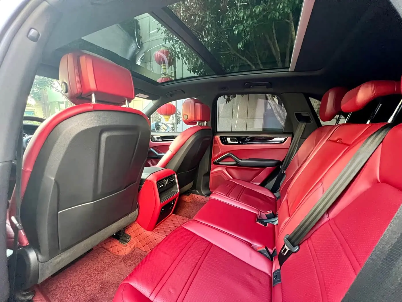 Porsche Cayenne 2020 — Фото 16/20