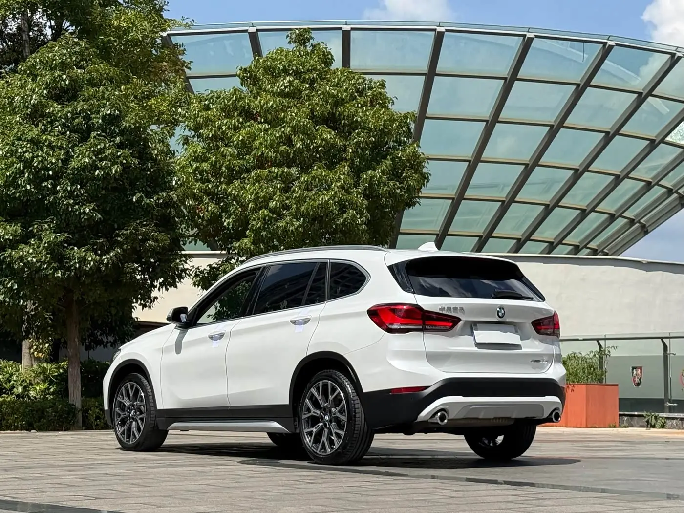 BMW X1 2022 — Фото 9/20