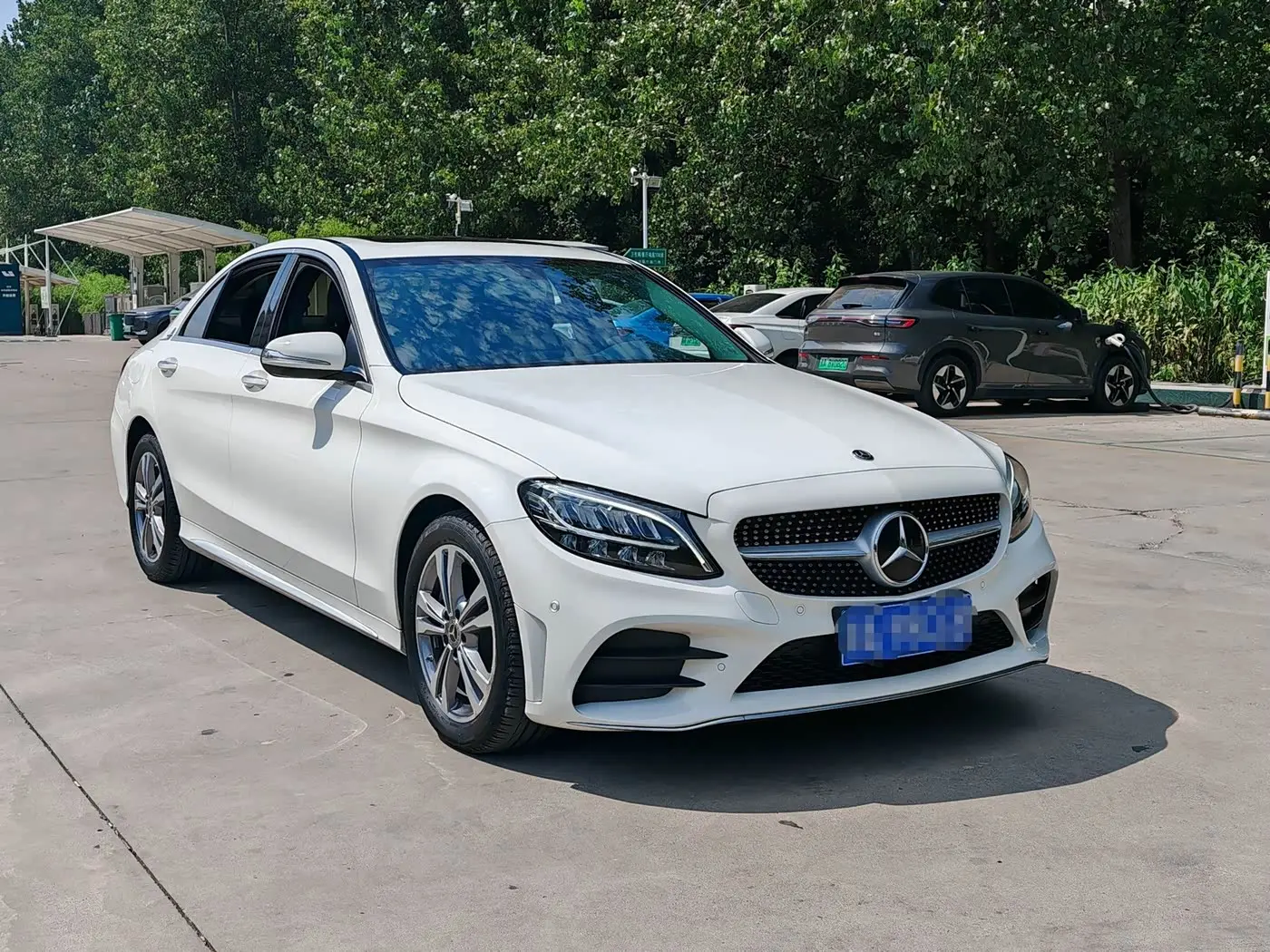 Mercedes-Benz C-Class 2020 — Photo 3/15