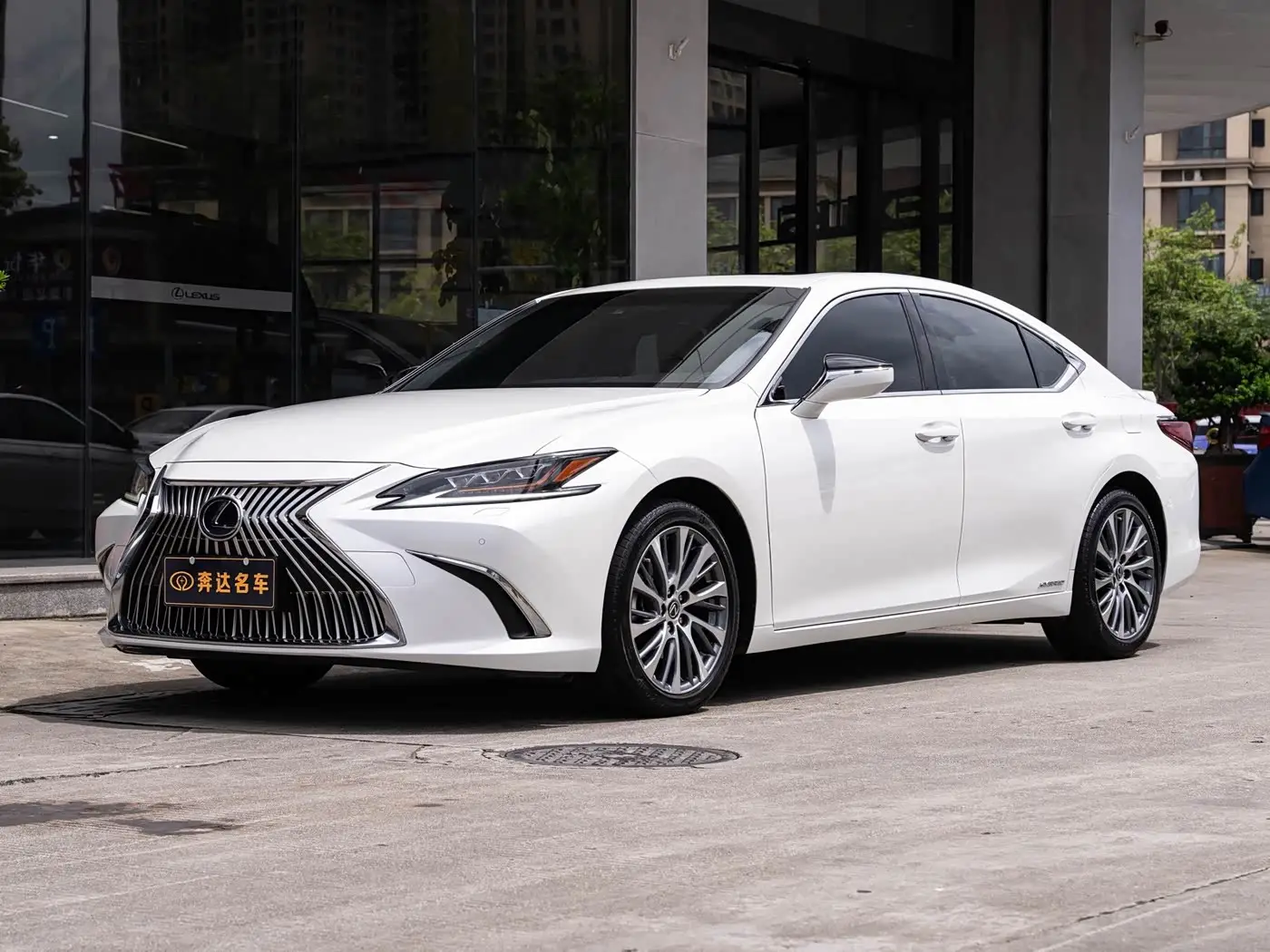 Lexus ES, 2020
