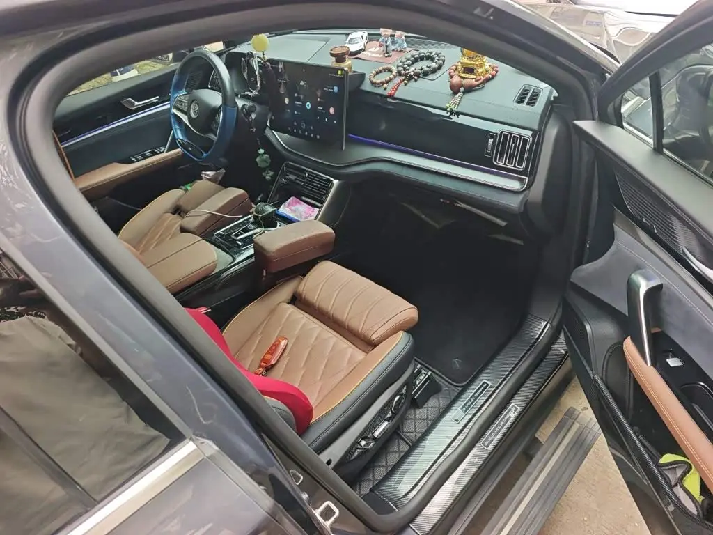 BYD Tang New Energy 2022 — Photo 18/20