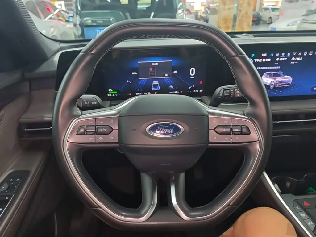Ford Edge 2025 — ფოტო 11/20