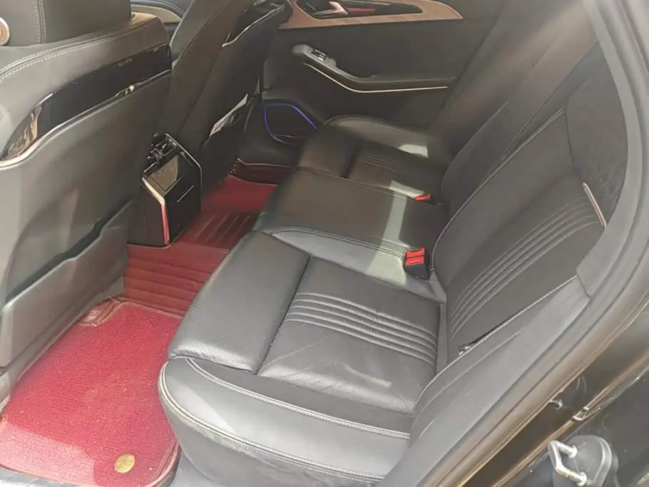 Hongqi H9 2020 — Photo 11/16