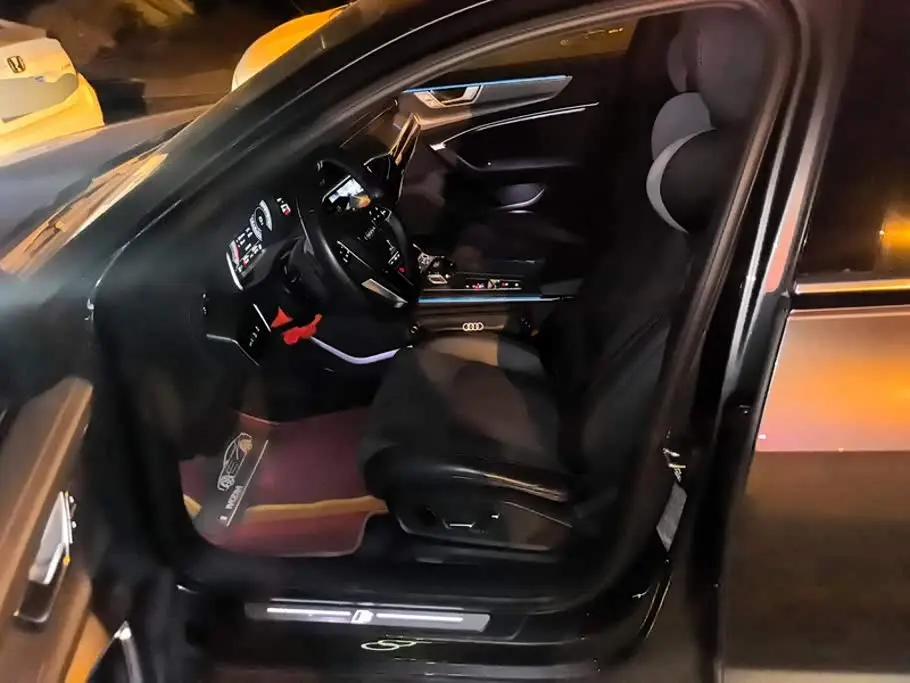 Audi A6L 2024 — Photo 9/16