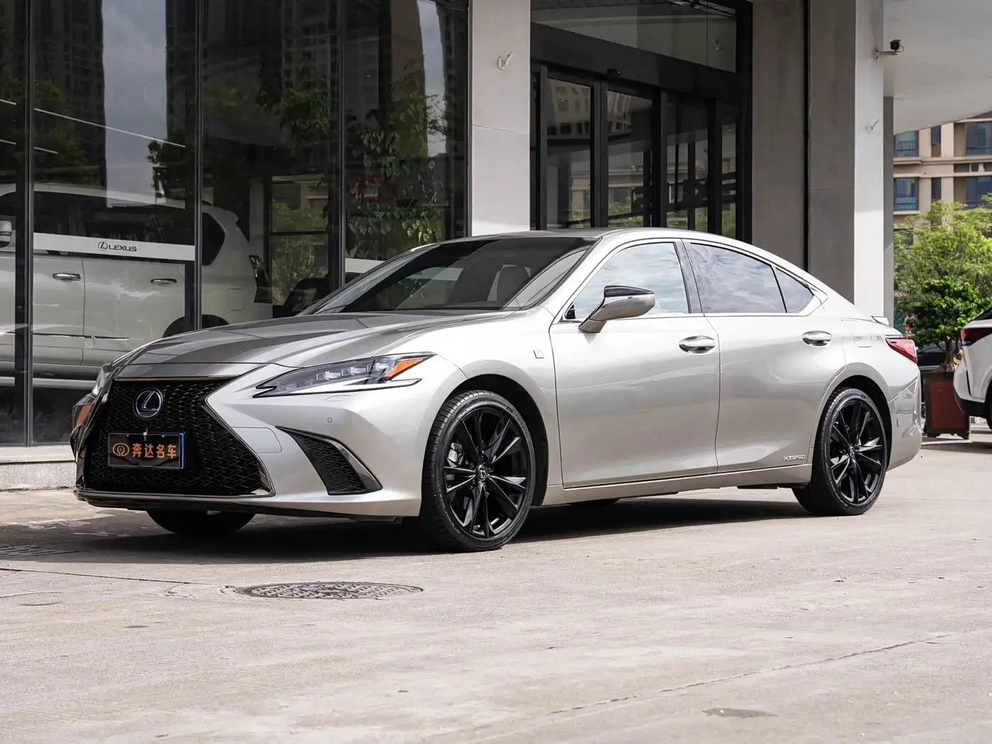 Lexus ES, 2021