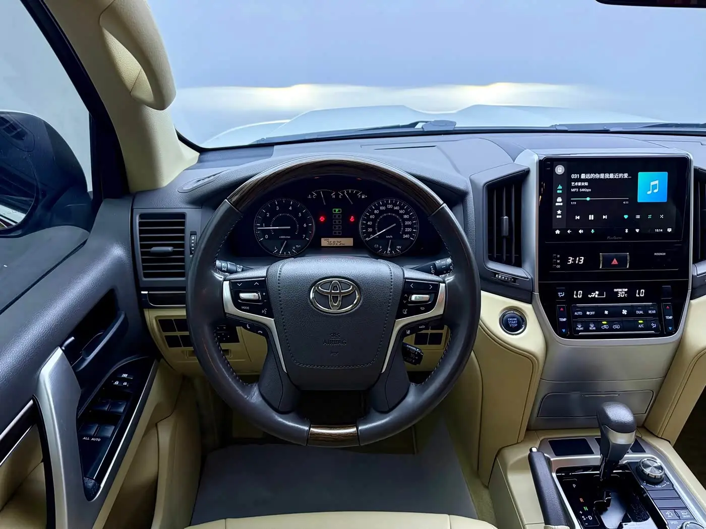 Toyota Land Cruiser 2018 — Фото 9/17