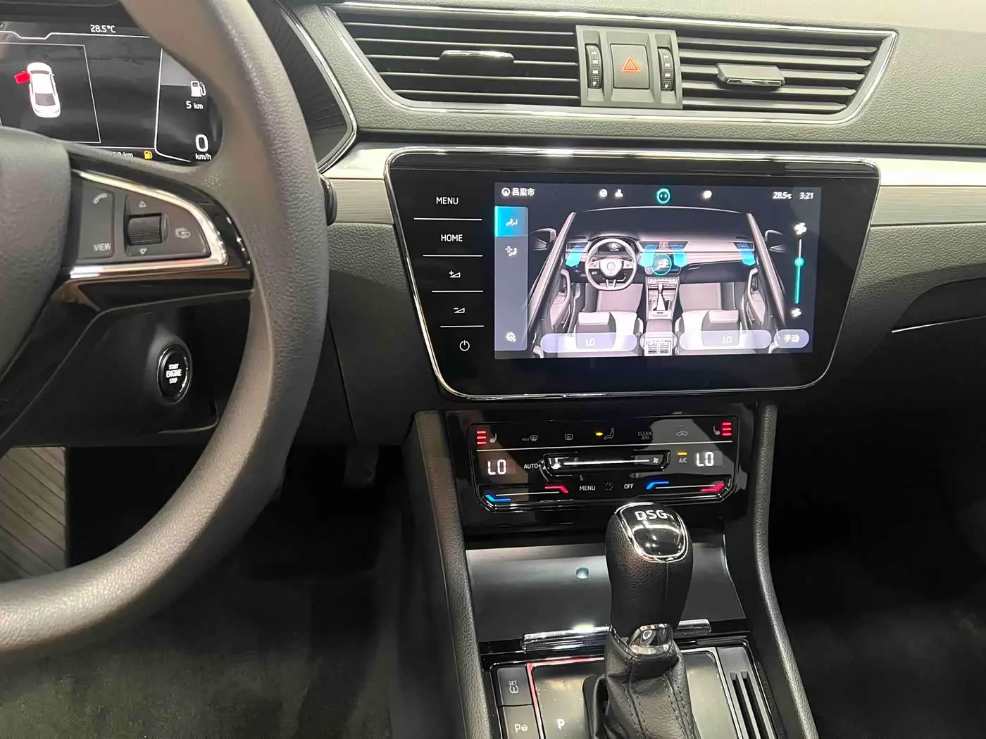 Škoda Superb 2024 — Şəkil 12/19