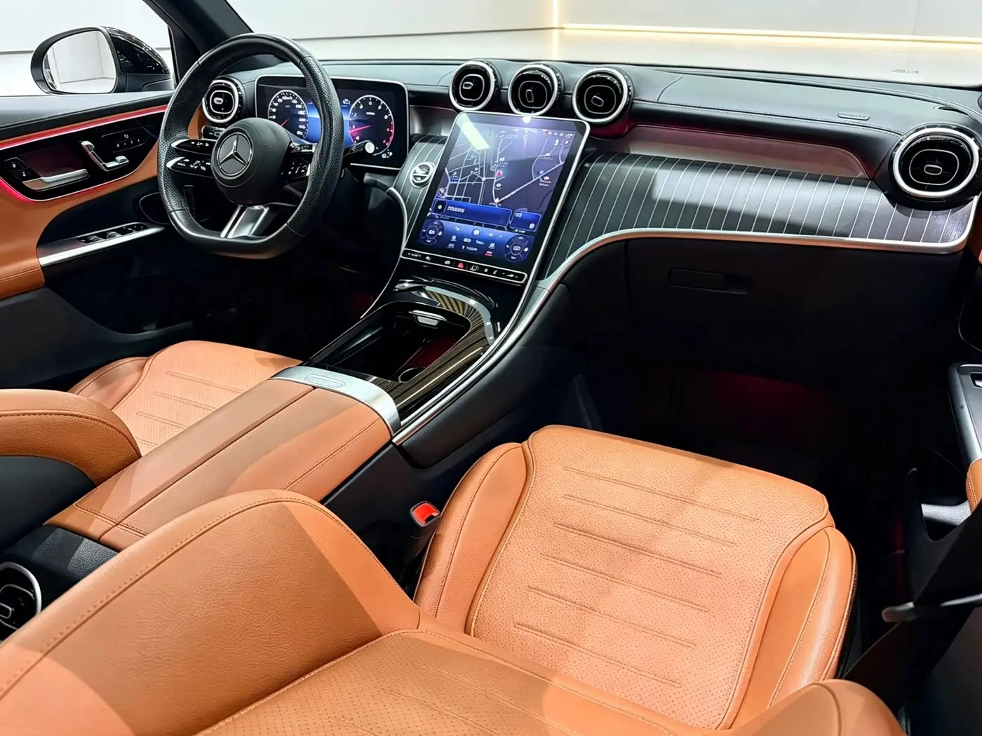 Mercedes-Benz GLC 2023 — Şəkil 6/11