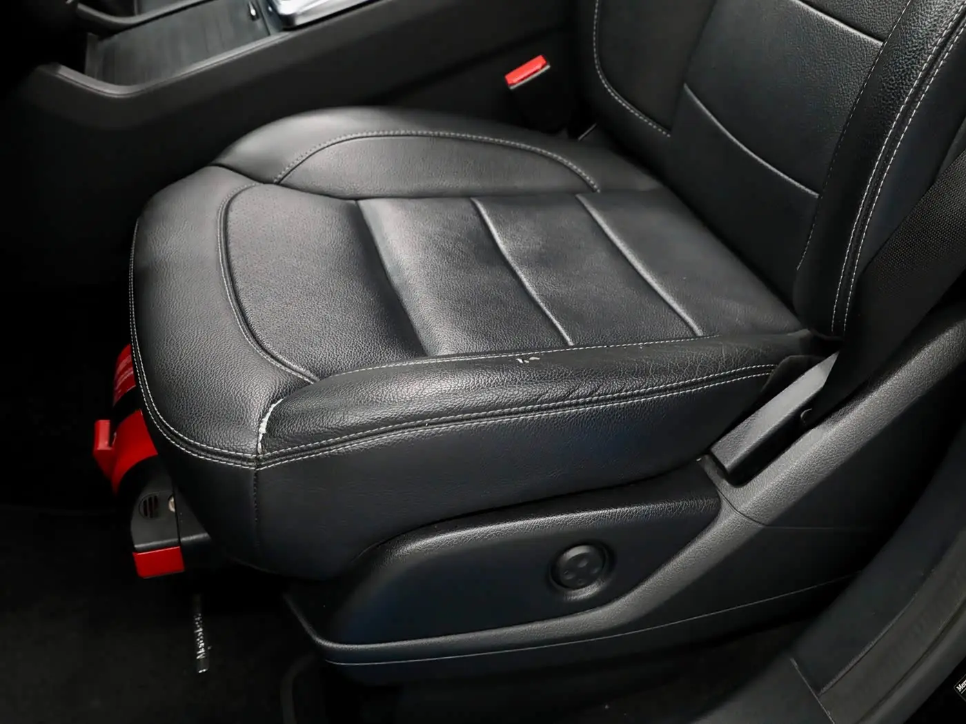 Mercedes-Benz M-Class 2013 — Photo 17/20