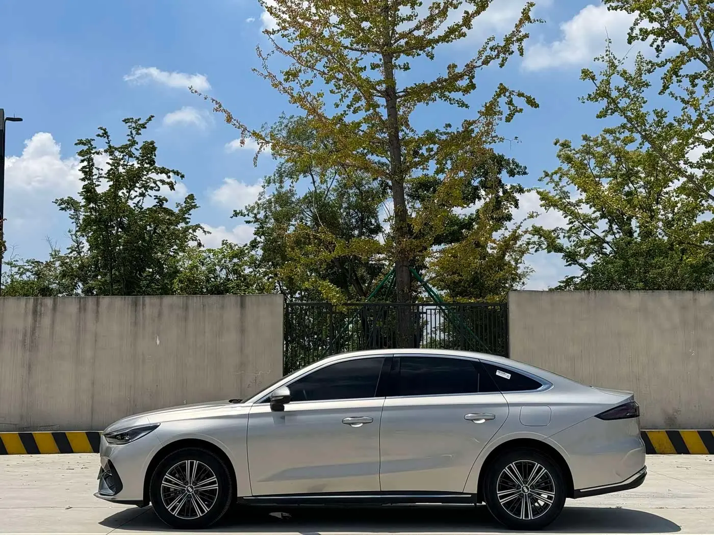 Geely Galaxy Galaxy Stellar 6 2025 — Фото 5/20
