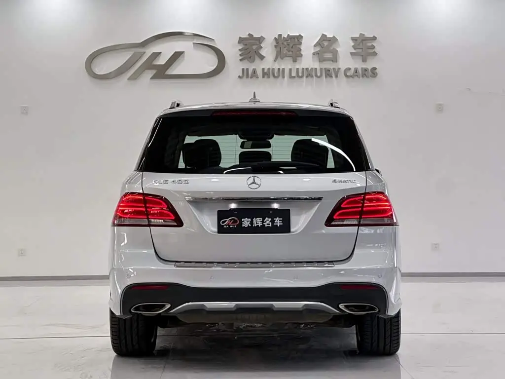 Mercedes-Benz GLE 2016 — Photo 6/15