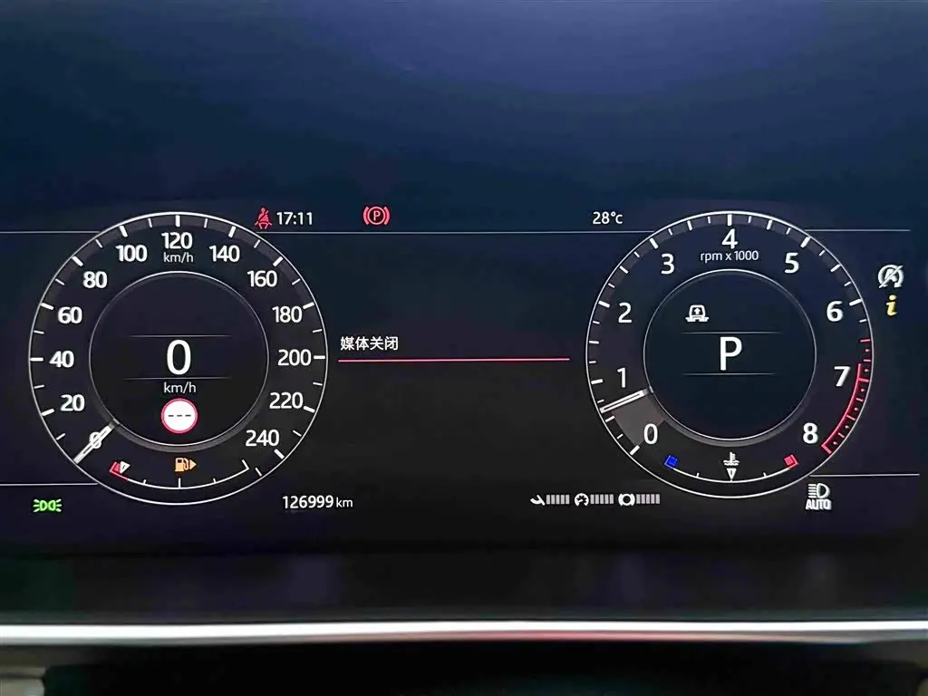 Land Rover Range Rover 2022 — Photo 14/20