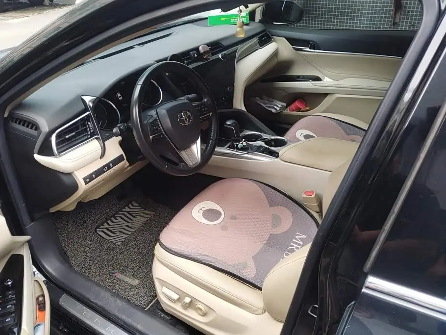 Toyota Camry 2019 — Şəkil 8/15