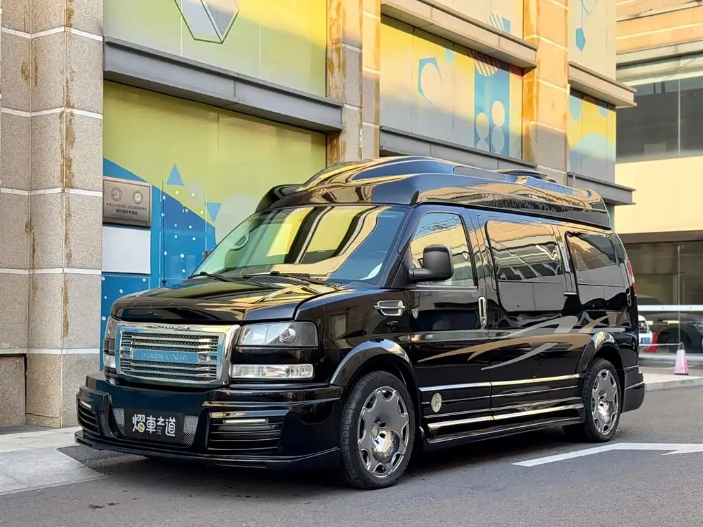 GMC Savana 2018 — Şəkil 1/20