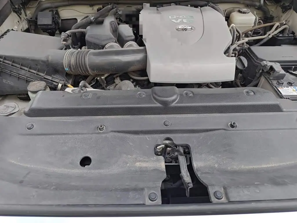 Toyota Prado 2018 — Photo 16/20