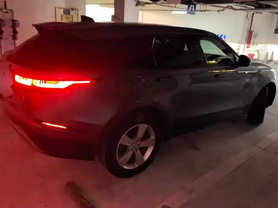 Land Rover Range Rover Velar 2018 — Фото 3/16