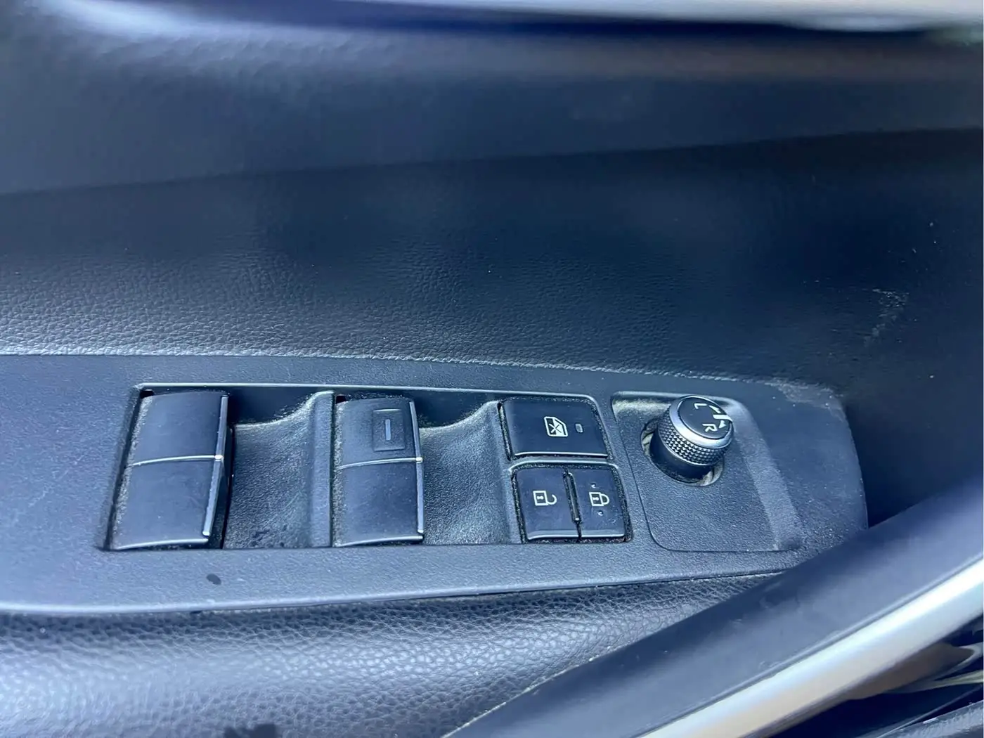 Toyota Corolla 2022 — Photo 13/19