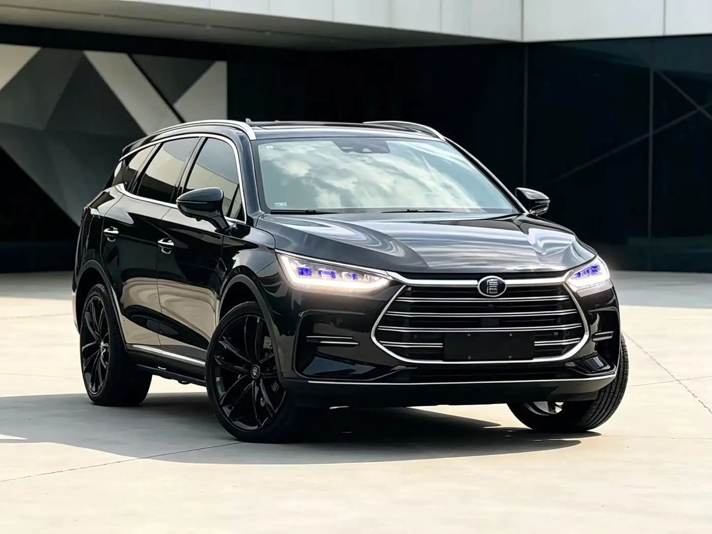 BYD Tang New Energy 2022 — Şəkil 1/9