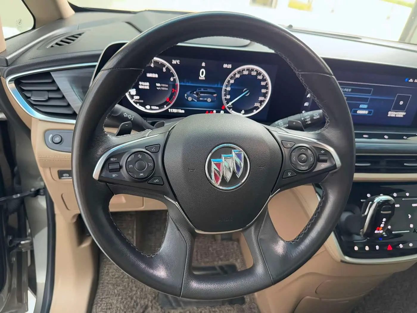 Buick GL8 2021 — Photo 6/14