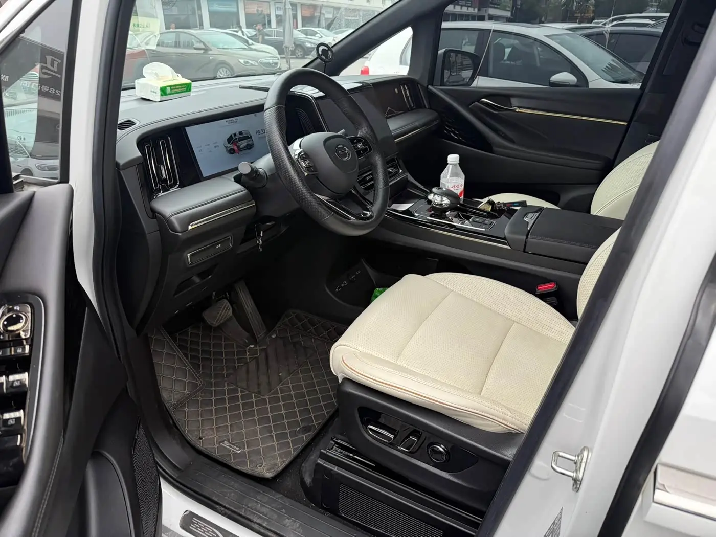 GAC Trumpchi Trumpchi M8 2023 — Photo 20/20