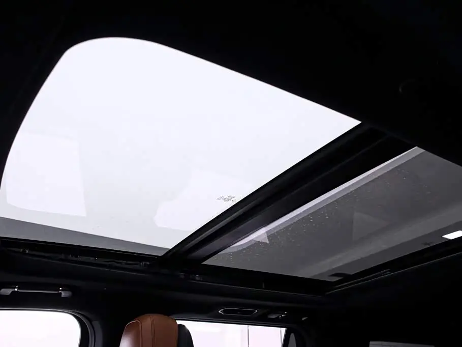 Lincoln Navigator 2023 — Şəkil 12/20
