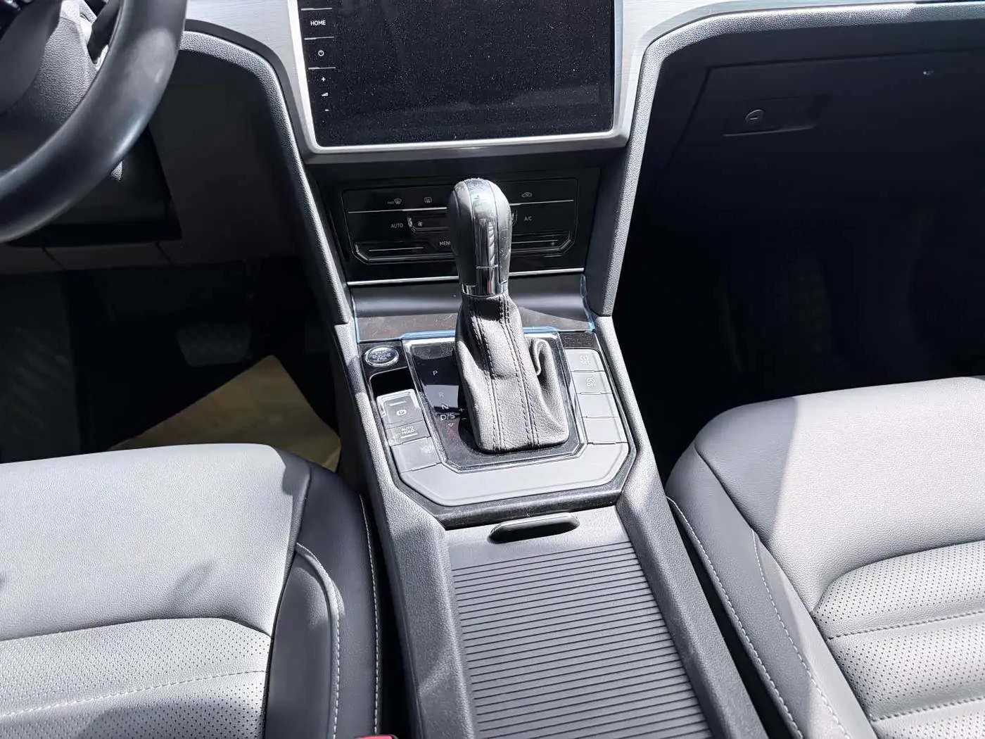 Volkswagen Lamando 2021 — Photo 15/20