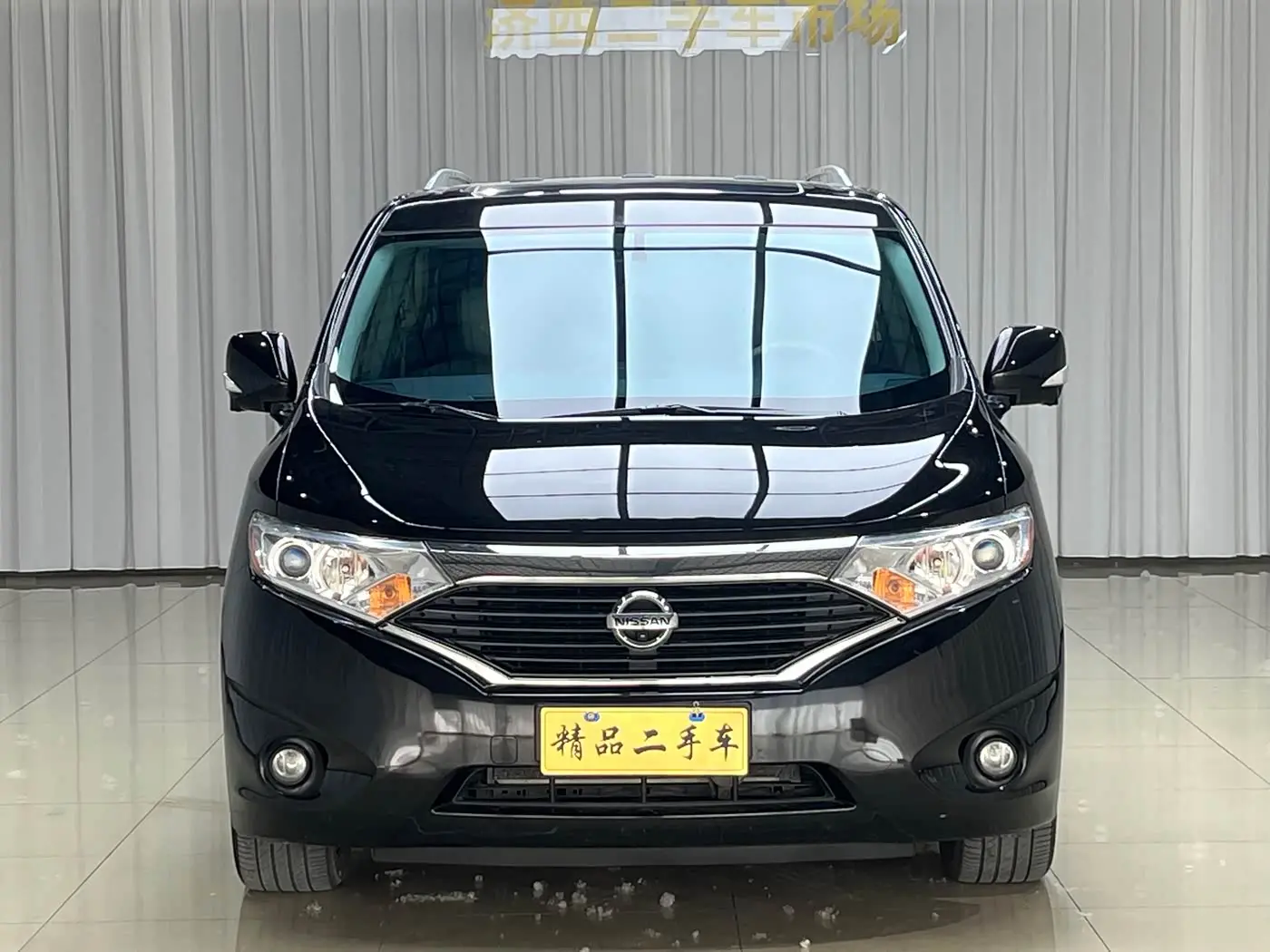 Nissan Quest 2015 — Фото 2/15